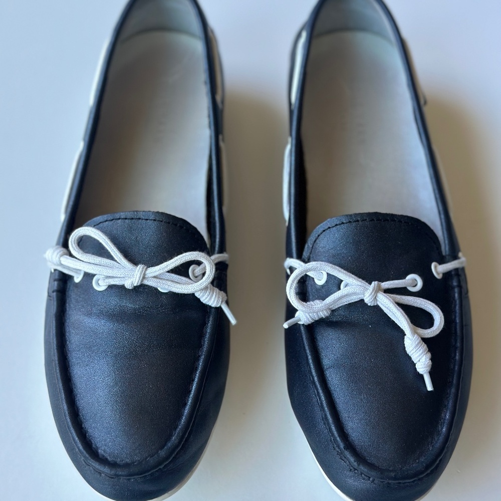 Cole Haan Grand OS Boat Shoes 9.5W  Navy Leather Studded Heel - Picture 4 of 16